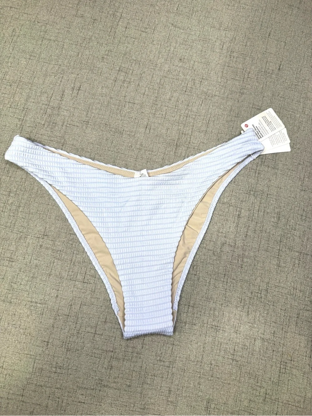 Lululemon Smocked Bikini Swimsuit 2 PC Set Pastel Blue Size 10 Medium NWT - Picture 8 of 11